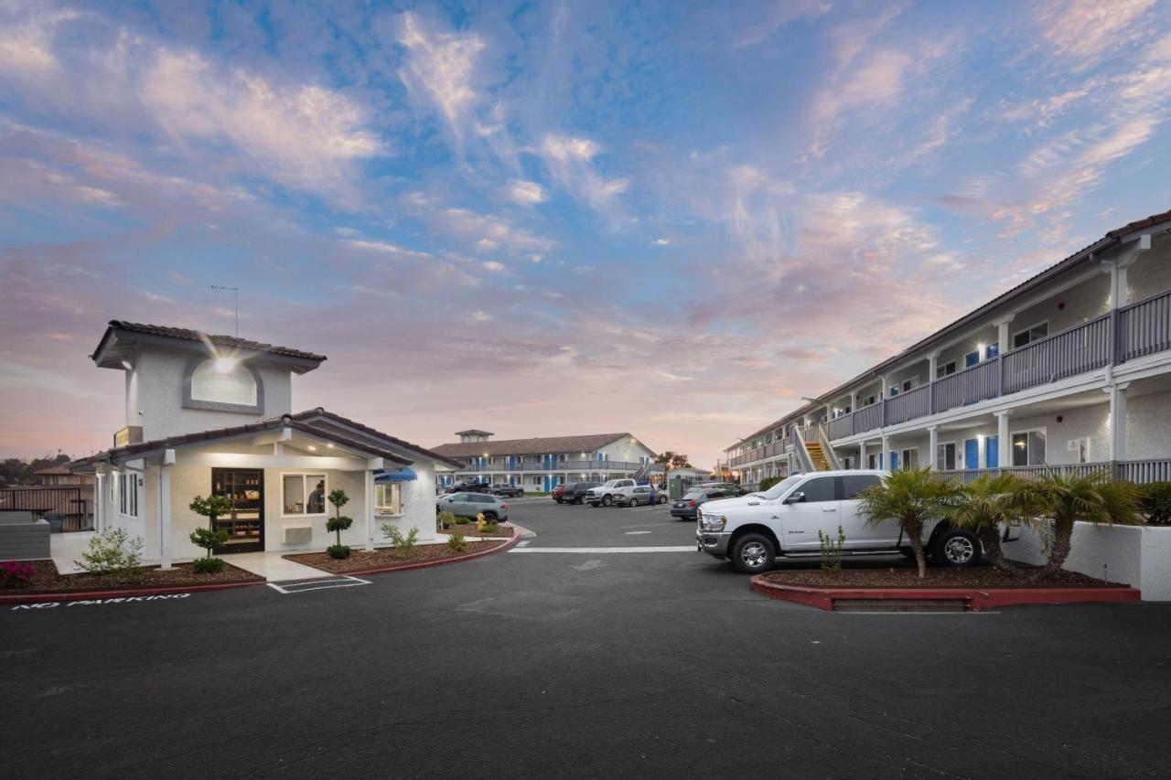 Days Inn By Wyndham Arroyo Grande Pismo Beach Extérieur photo