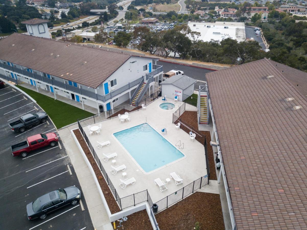 Days Inn By Wyndham Arroyo Grande Pismo Beach Extérieur photo