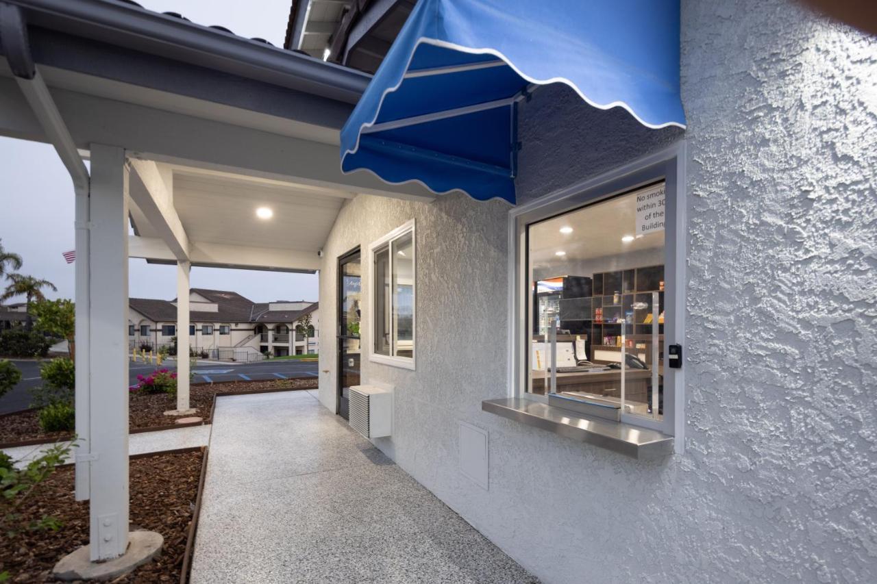 Days Inn By Wyndham Arroyo Grande Pismo Beach Extérieur photo