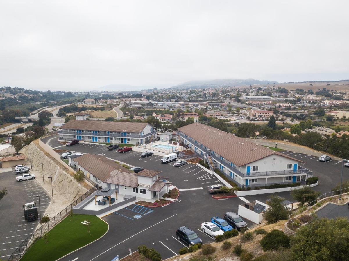 Days Inn By Wyndham Arroyo Grande Pismo Beach Extérieur photo