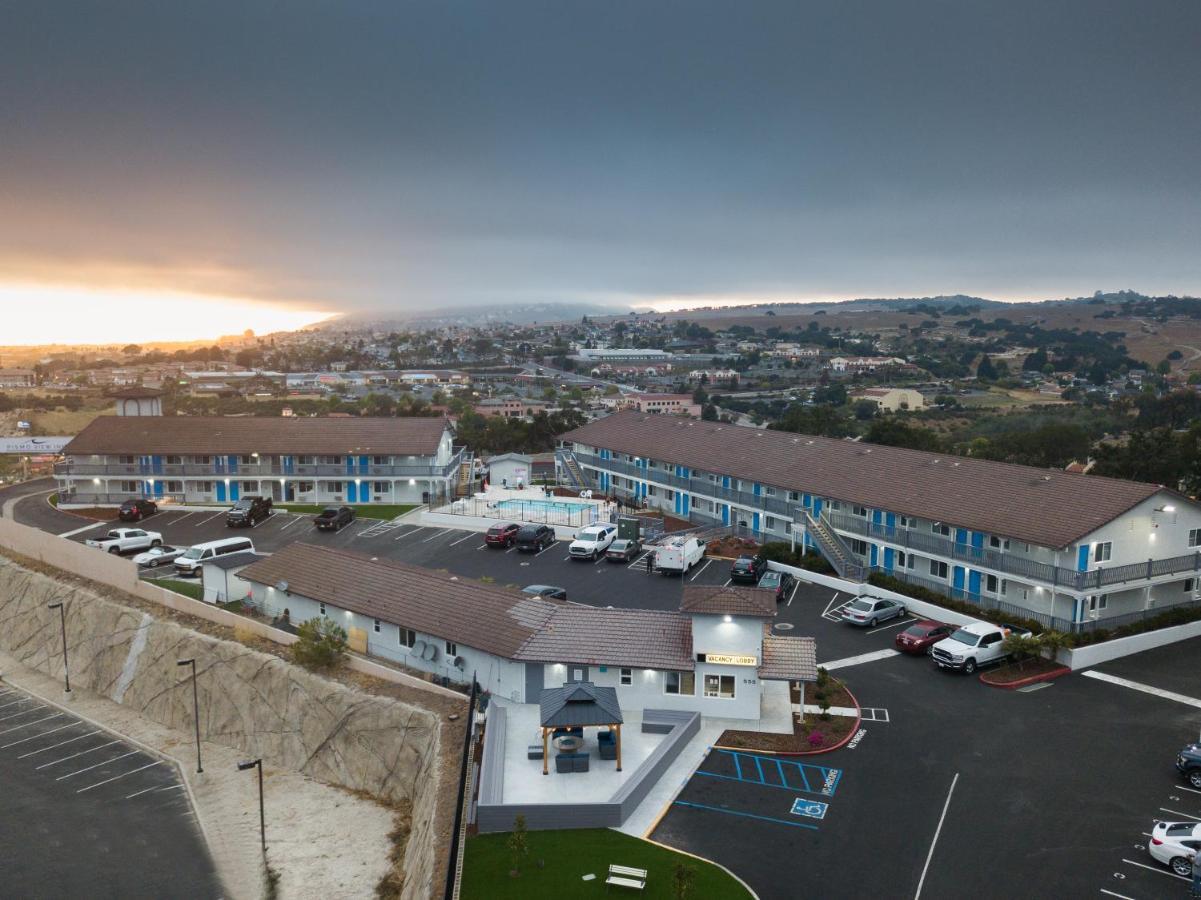 Days Inn By Wyndham Arroyo Grande Pismo Beach Extérieur photo