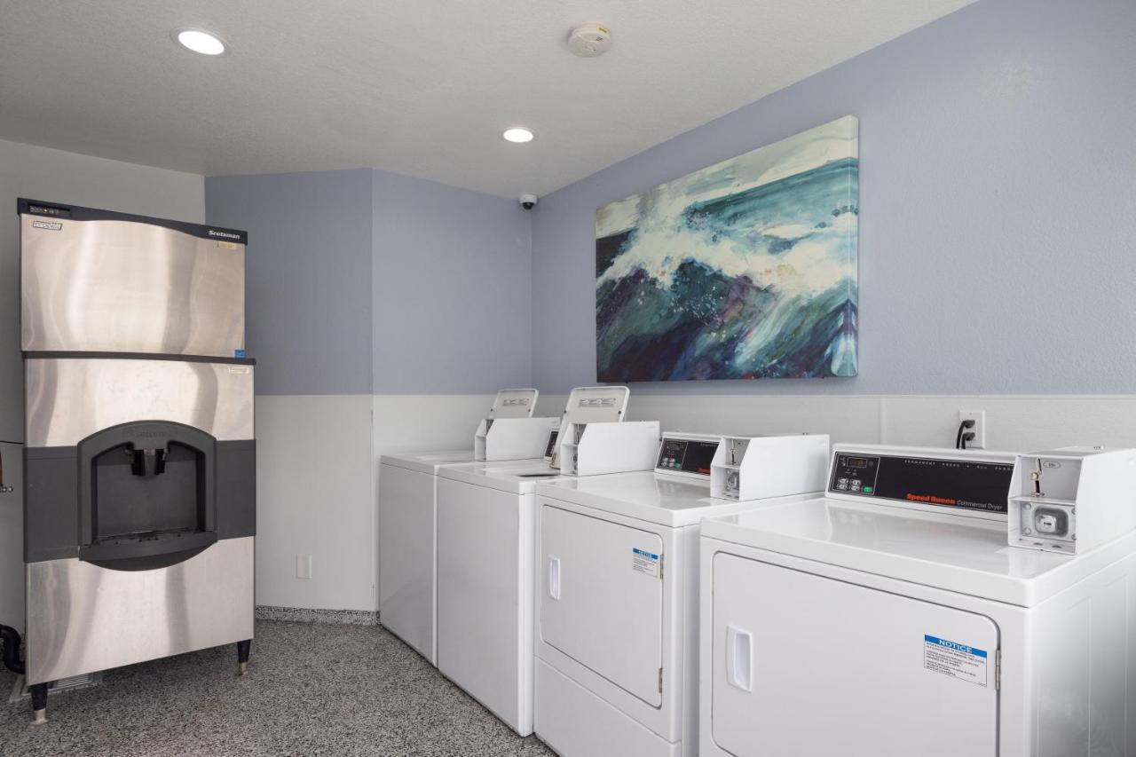 Days Inn By Wyndham Arroyo Grande Pismo Beach Extérieur photo