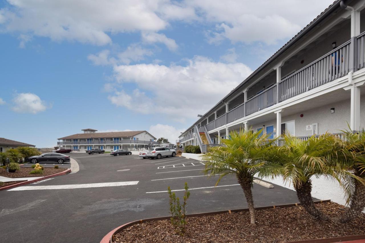 Days Inn By Wyndham Arroyo Grande Pismo Beach Extérieur photo