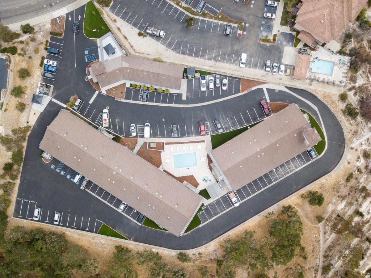 Days Inn By Wyndham Arroyo Grande Pismo Beach Extérieur photo