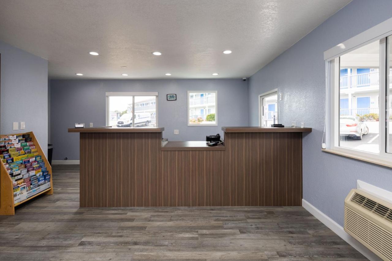 Days Inn By Wyndham Arroyo Grande Pismo Beach Extérieur photo